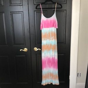 Tie die maxi